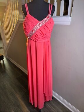 ANKO Elegant Coral Pink Beaded Evening Dress